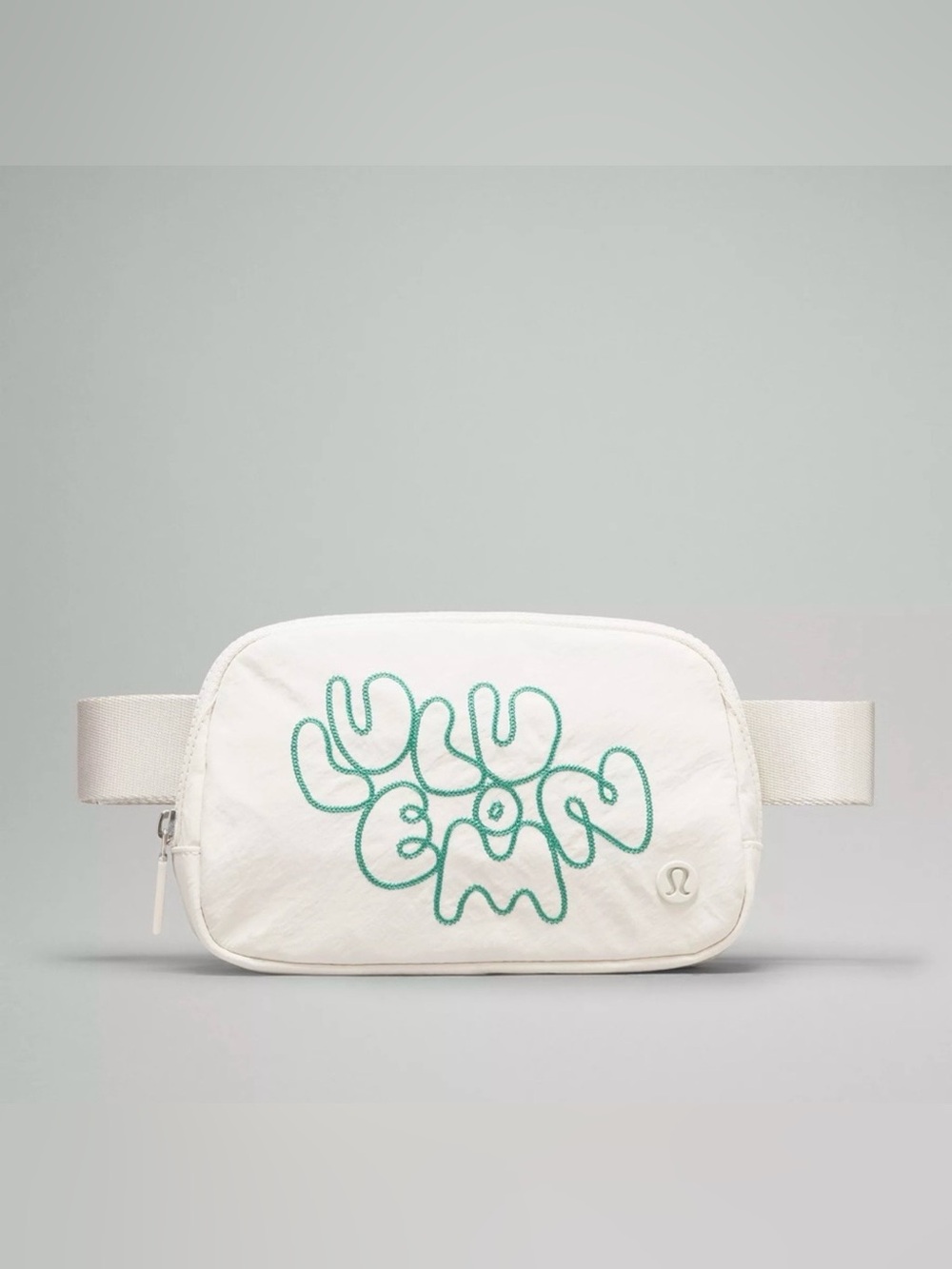 Lululemon Everywhere Belt Bag